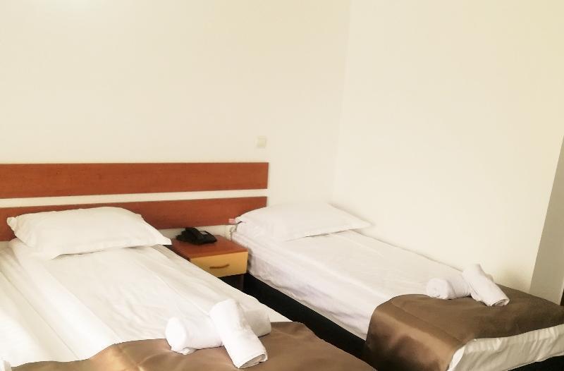 Hotel Long Street 3*