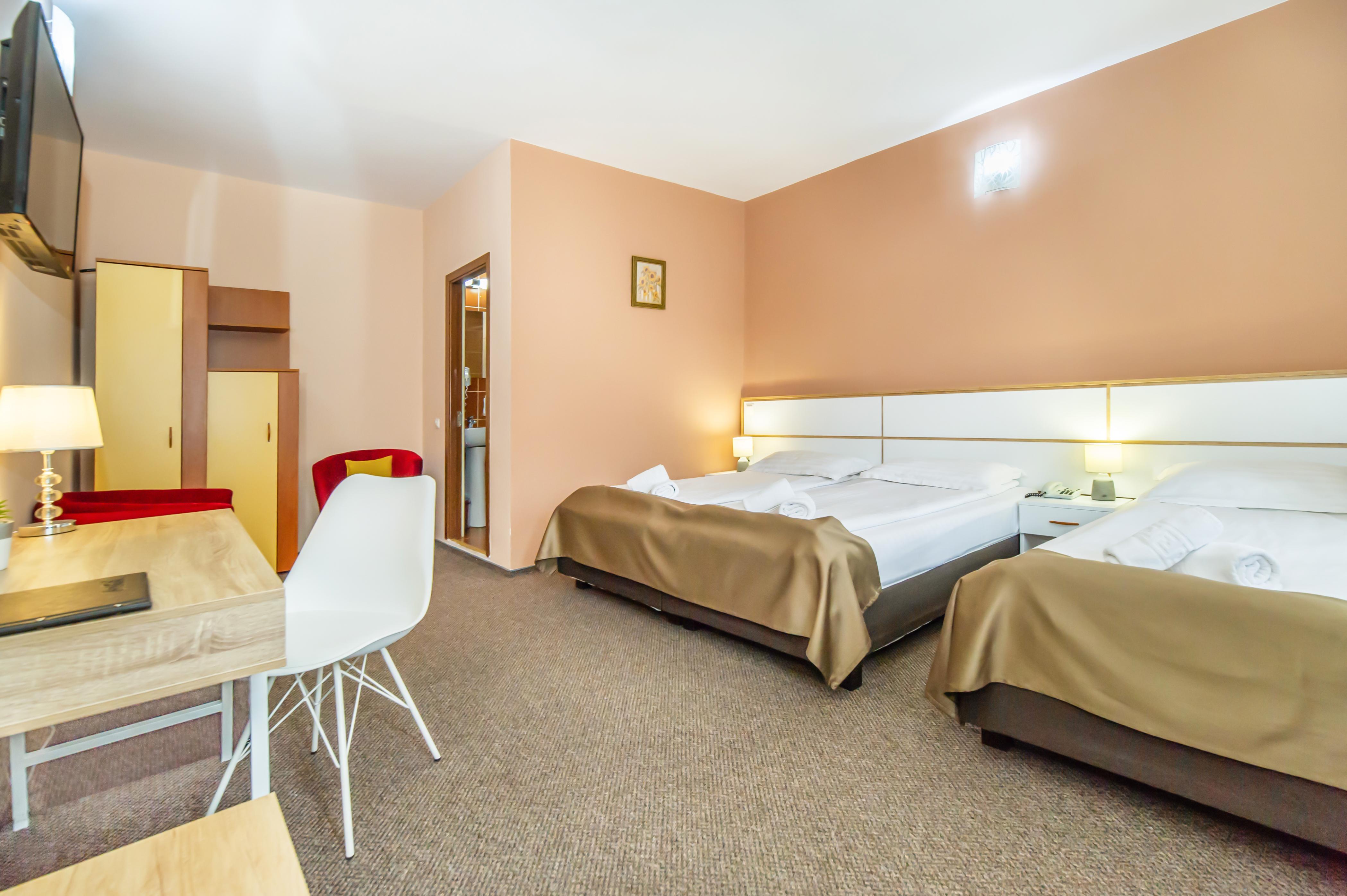 Hotel Long Street 3*