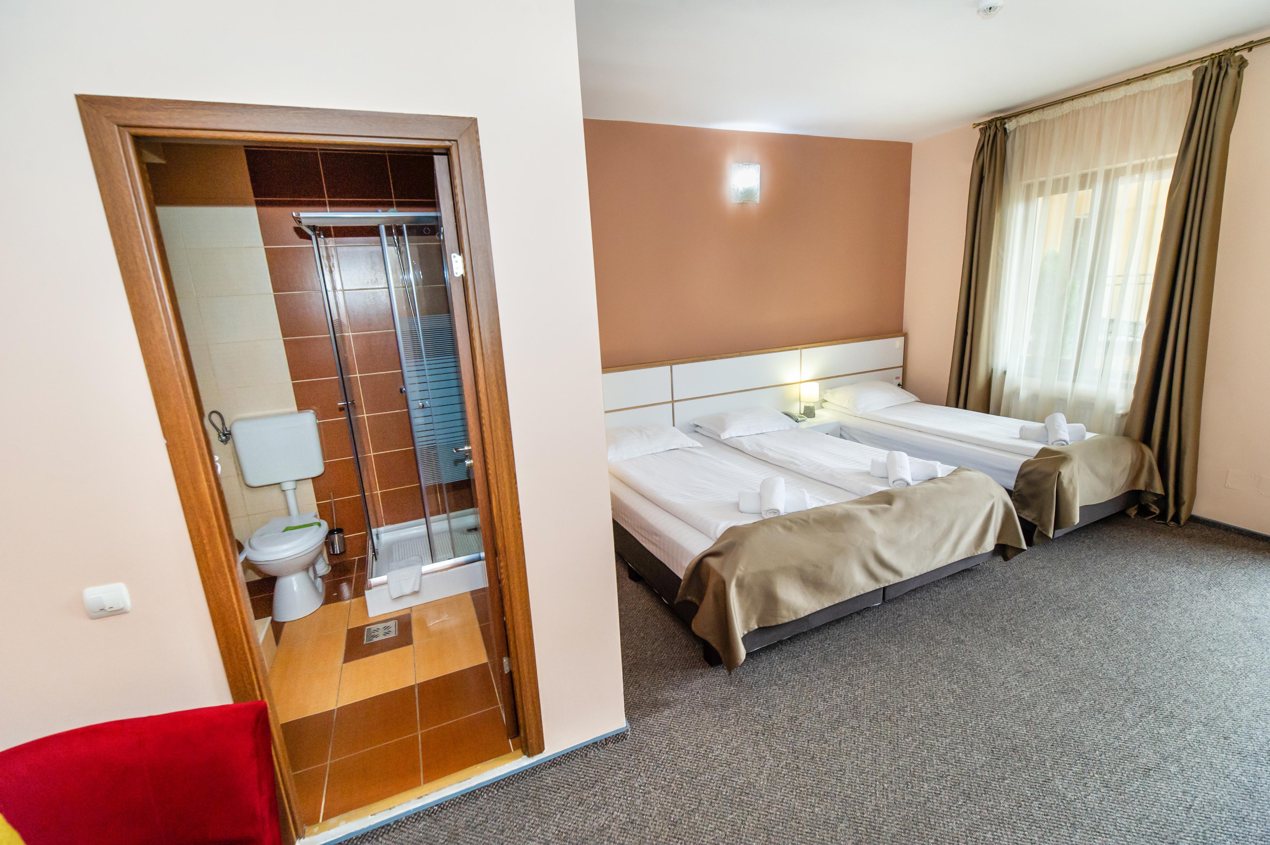 Long Street 3* Brasov