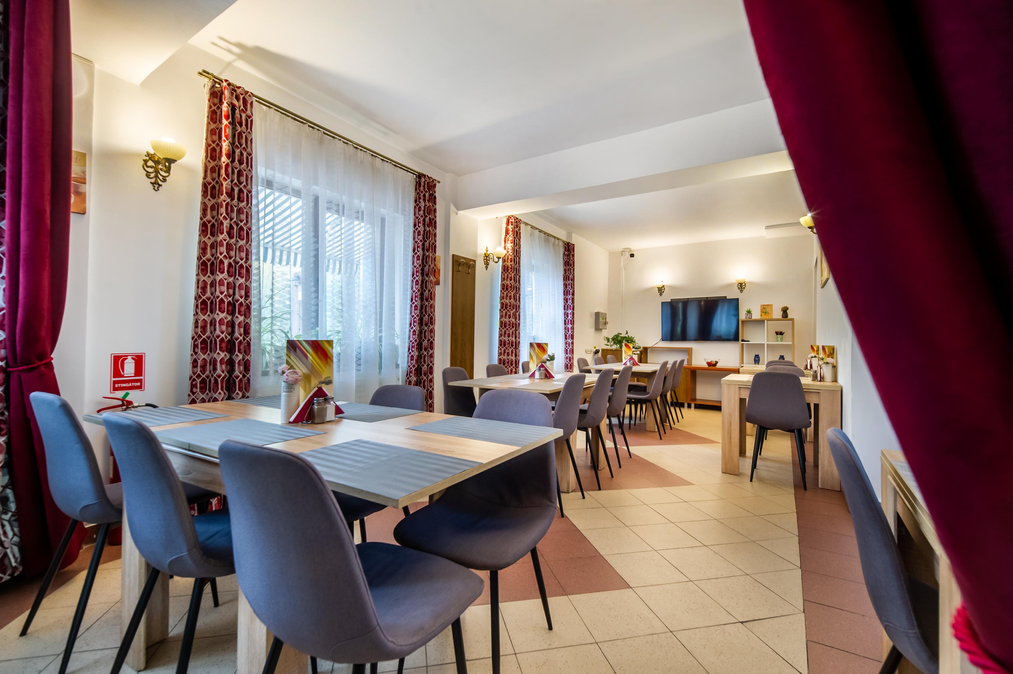 Hotel Long Street Brașov