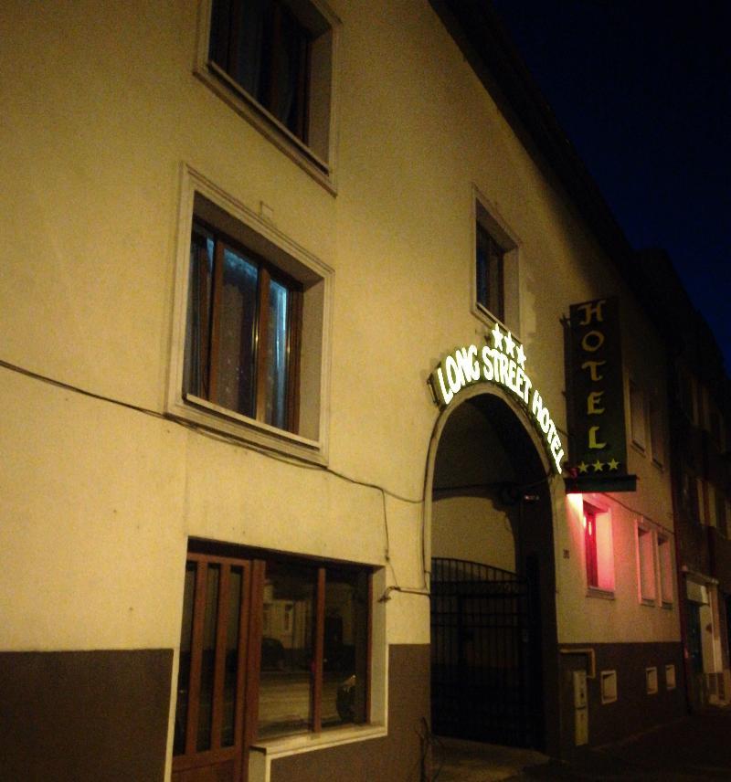 Long Street 3* Brașov