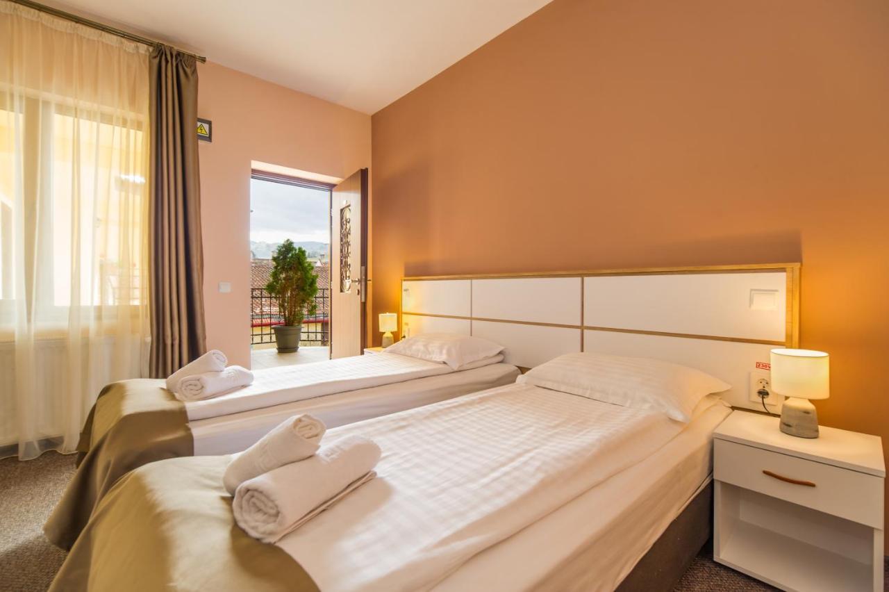 Long Street 3* Brașov